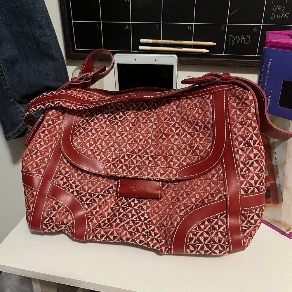 Maxx New York Retro 70s Red Jacquard Fabric Purse w. Vegan Leather Detail